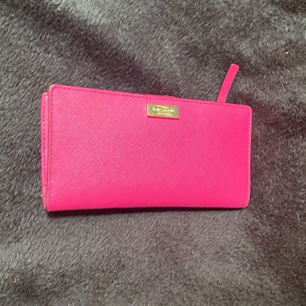 Kate Spade Wallet - Picture 1 of 5